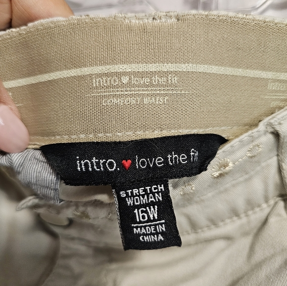 Tan intro love stretch shorts size 16W - Picture 2 of 3